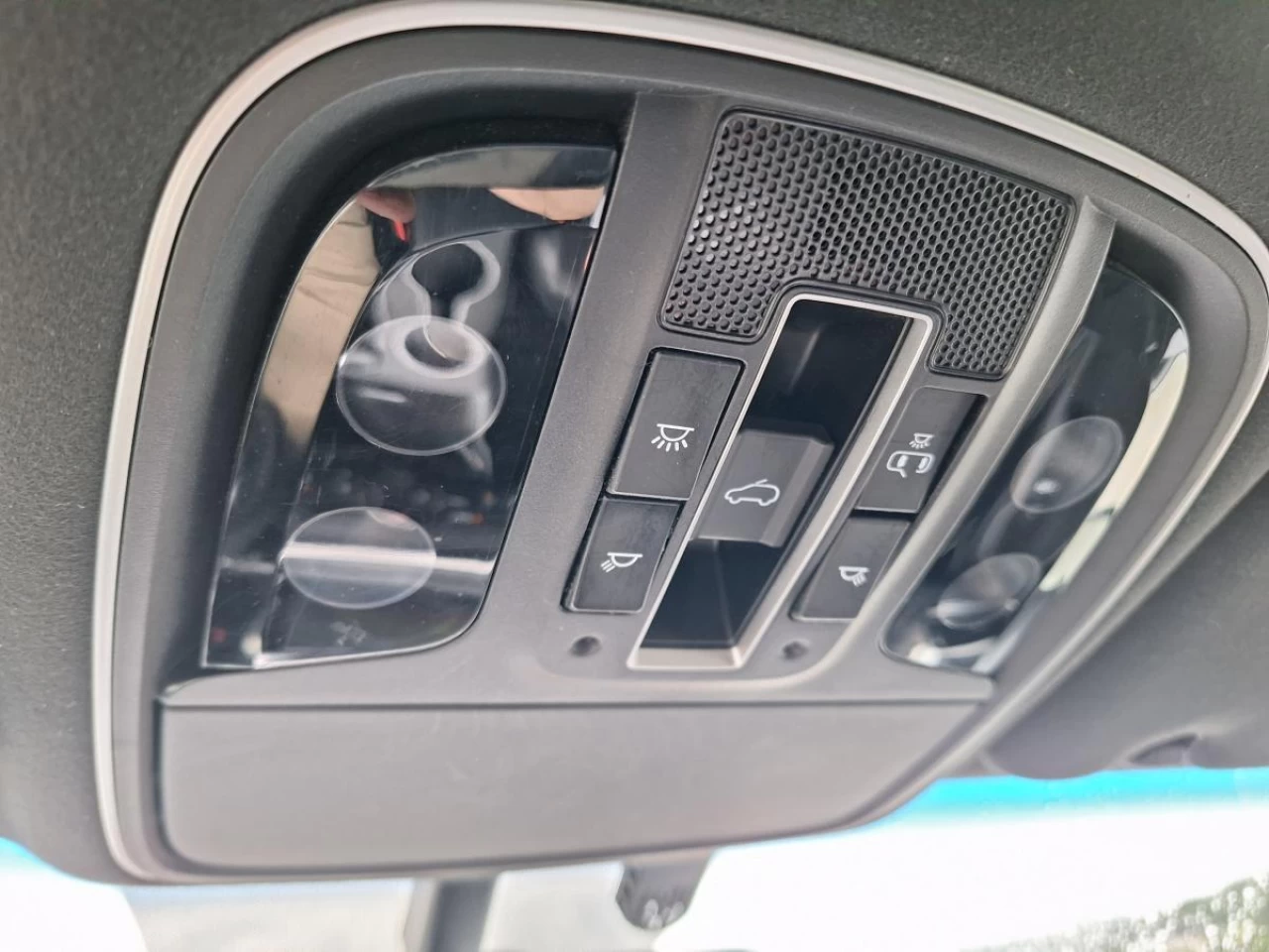 2017 Kia Sorento AWD 4dr SX Turbo Main Image