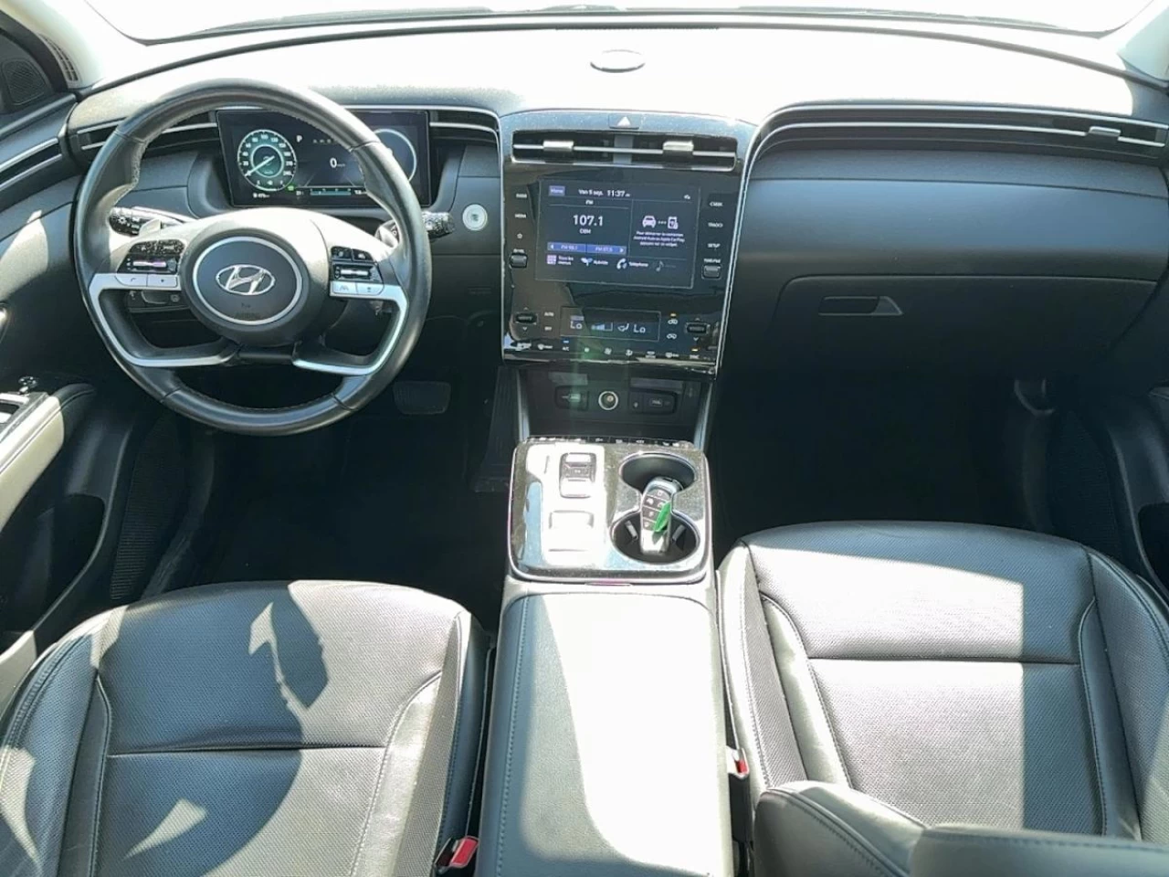 2022 Hyundai Tucson Hybrid Luxury AWD Main Image