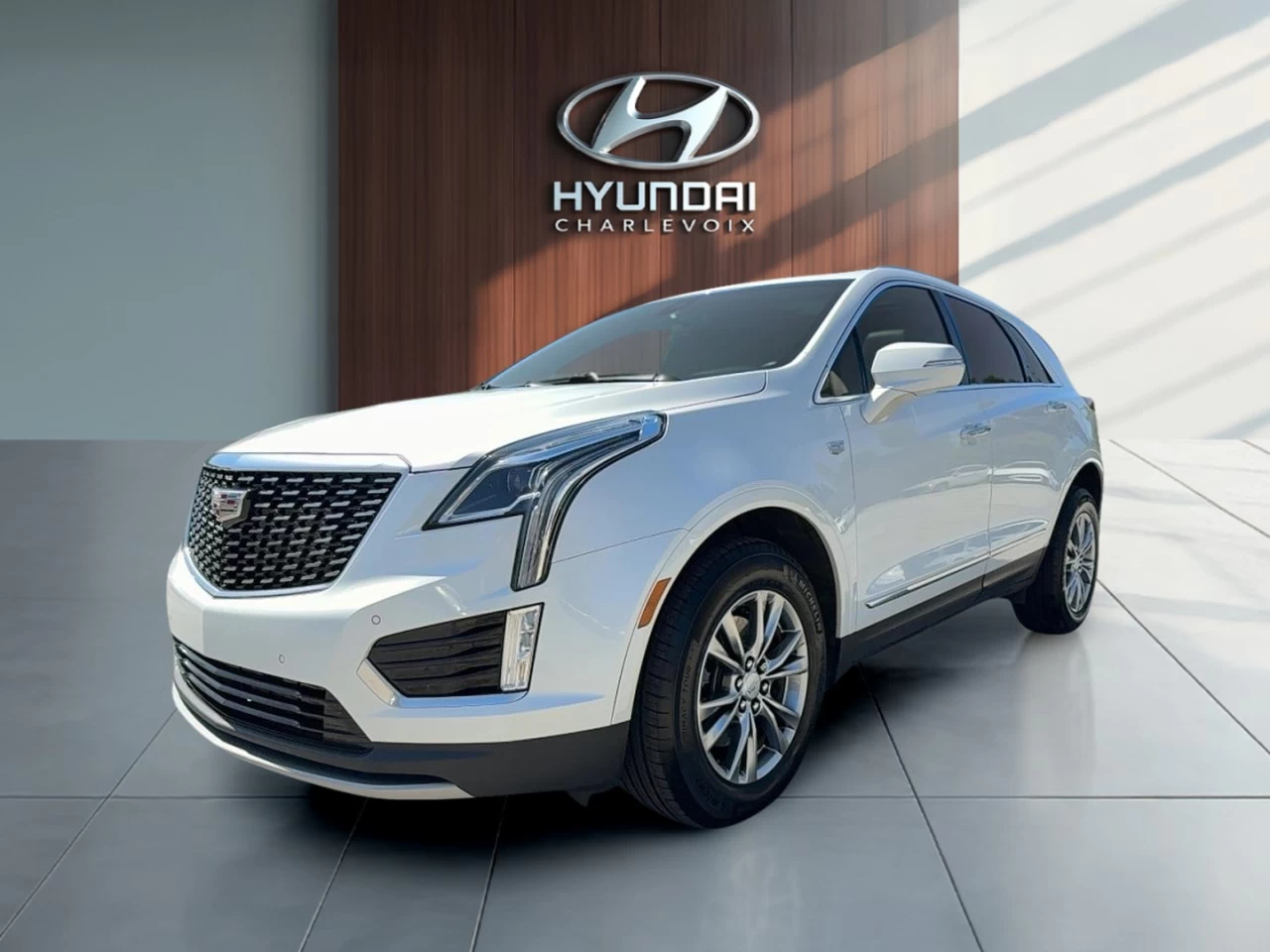2023 Cadillac XT5 AWD 4dr Premium Luxury Image principale