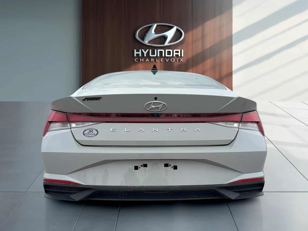 2023 Hyundai Elantra Preferred IVT w/Tech Pkg Main Image