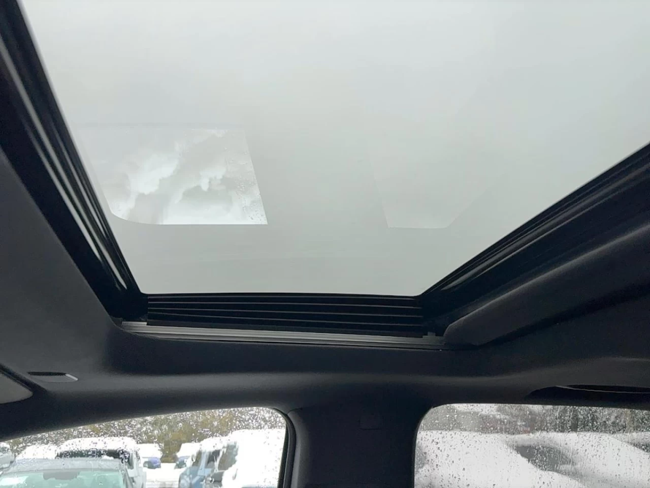 2025 GMC Canyon Crew Cab Short Box 4-Wheel Drive AT4 Main Image