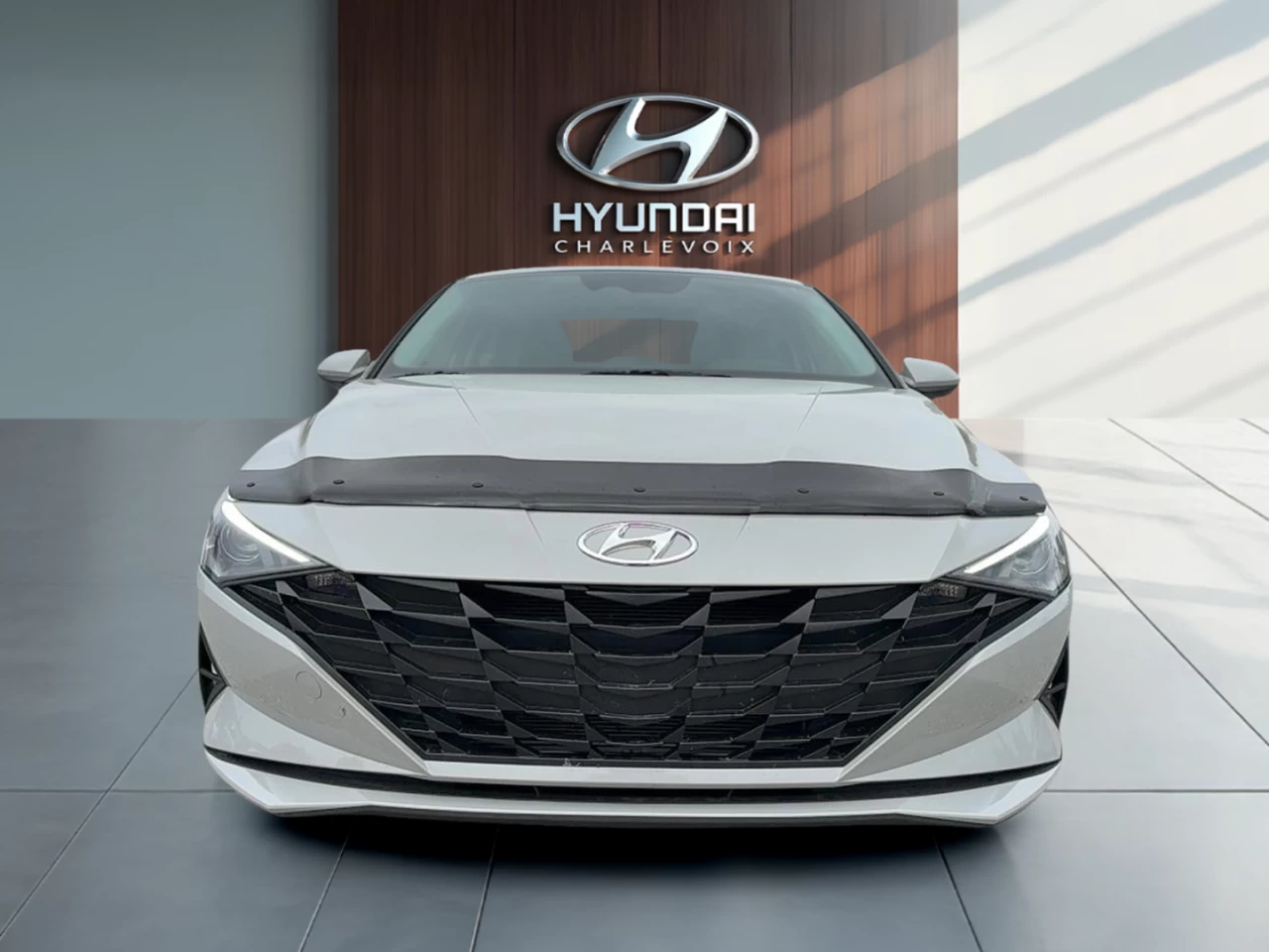 2023 Hyundai Elantra Preferred IVT w/Tech Pkg Main Image