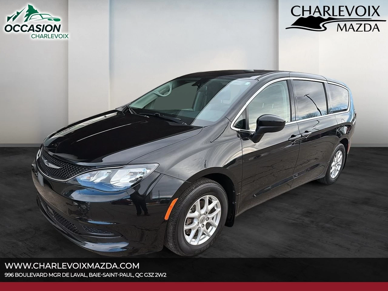 2021 Chrysler Grand Caravan SXT Main Image
