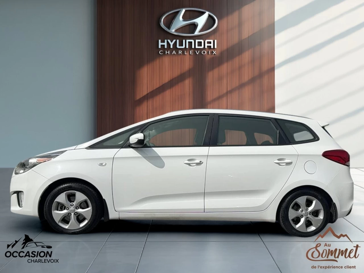 2016 Kia Rondo
                                                    4dr Wgn Auto EX Image principale