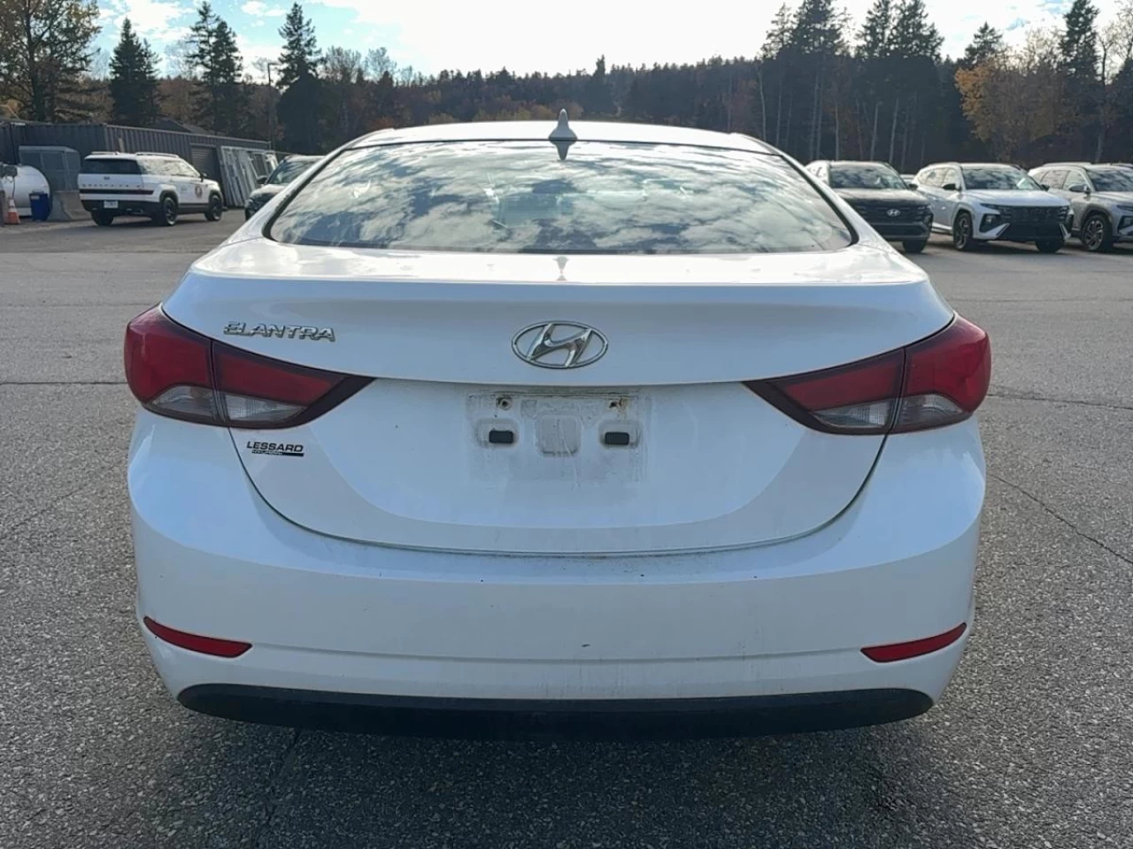 2015 Hyundai Elantra
                                                    4dr Sdn Auto GL Image principale