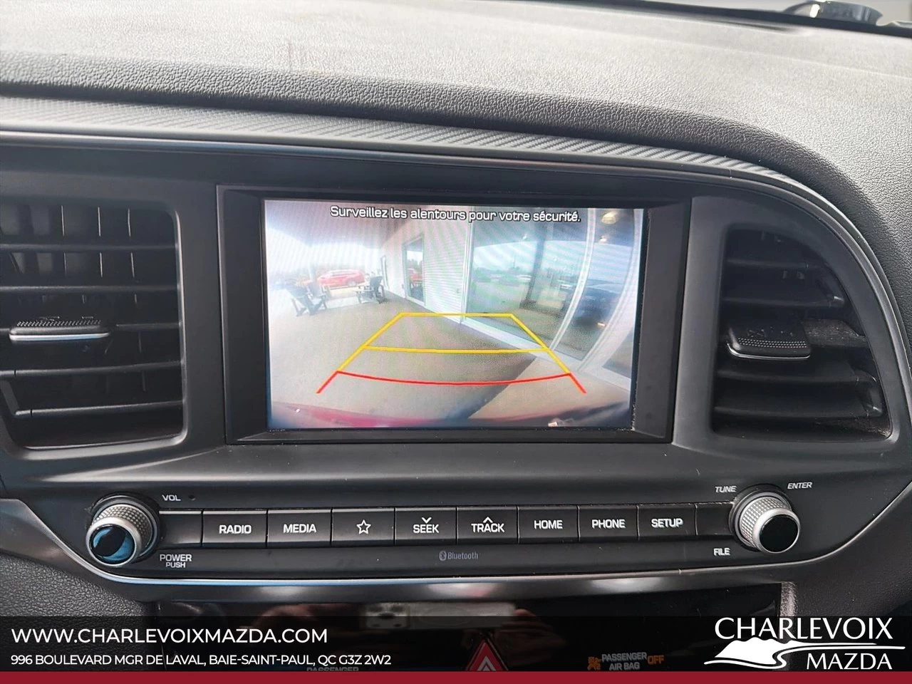 2019 Hyundai Elantra Preferred Main Image