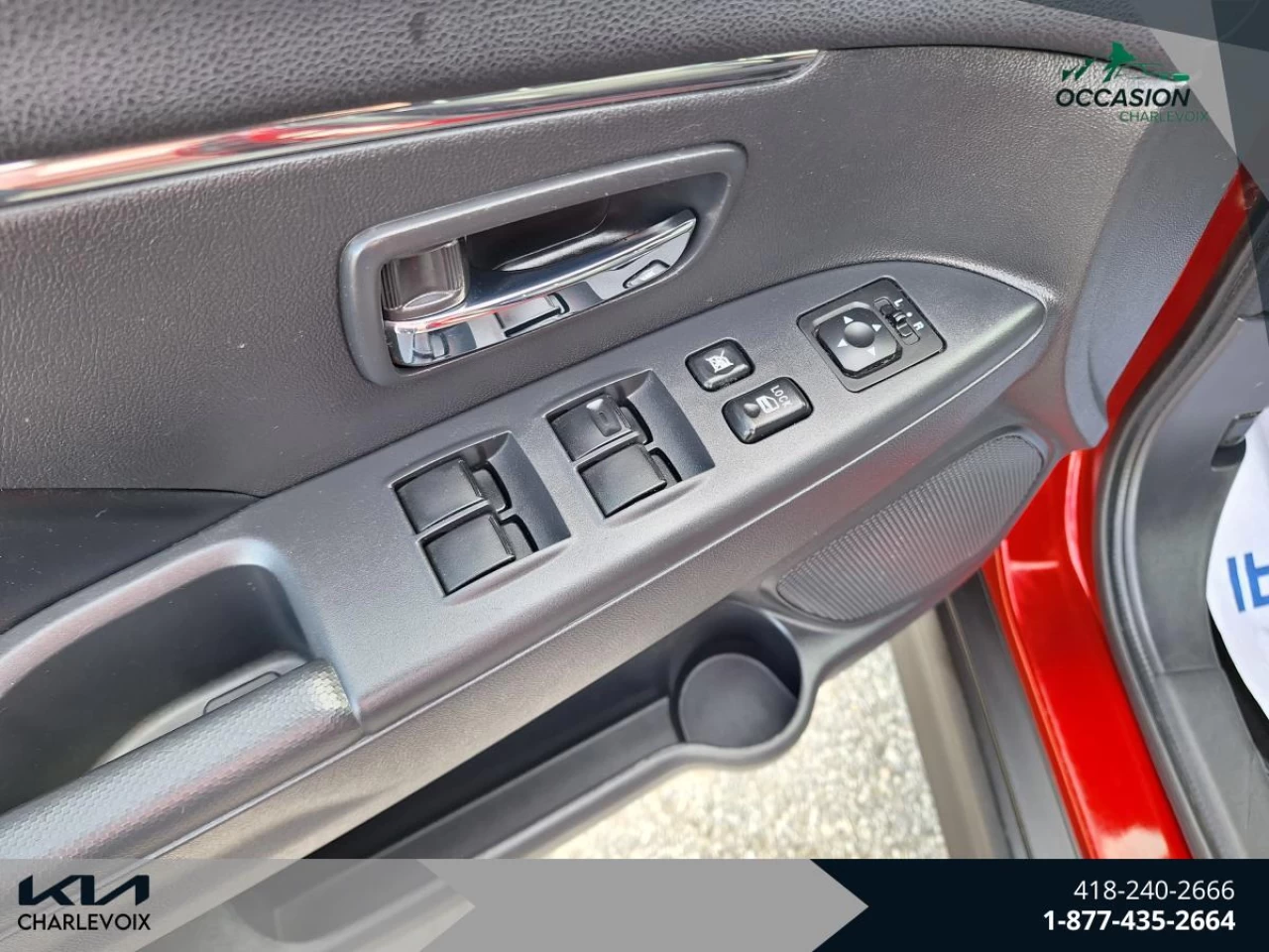 2020 Mitsubishi RVR SE AWC Main Image