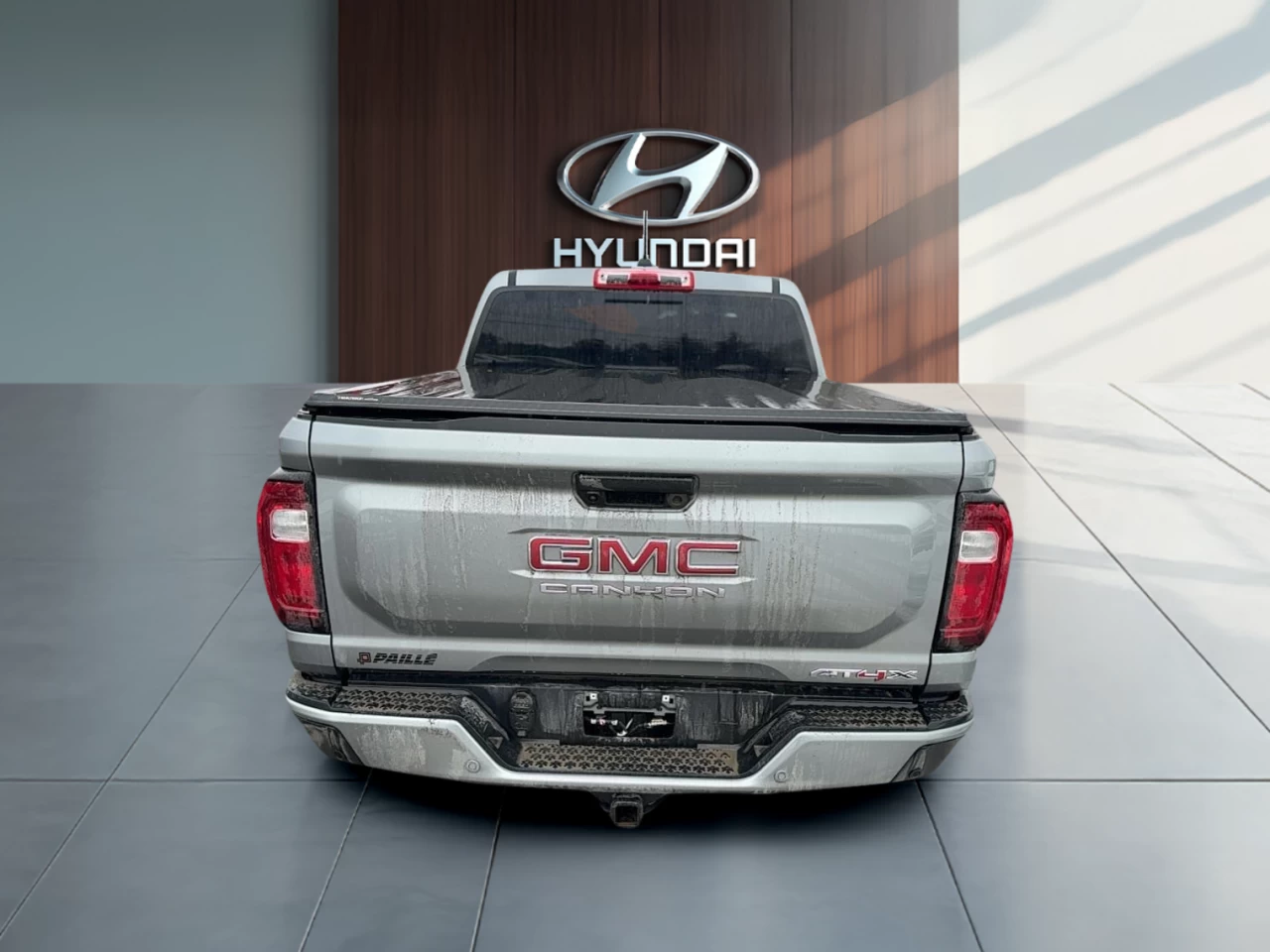 2025 GMC Canyon Crew Cab Short Box 4-Wheel Drive AT4 Main Image