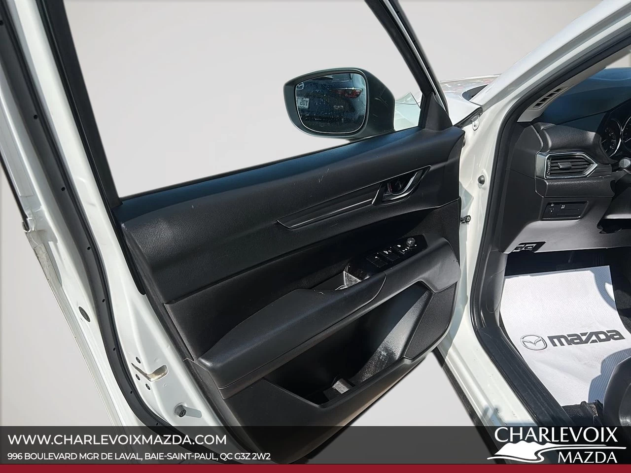 2017 Mazda CX-5 GX Image principale