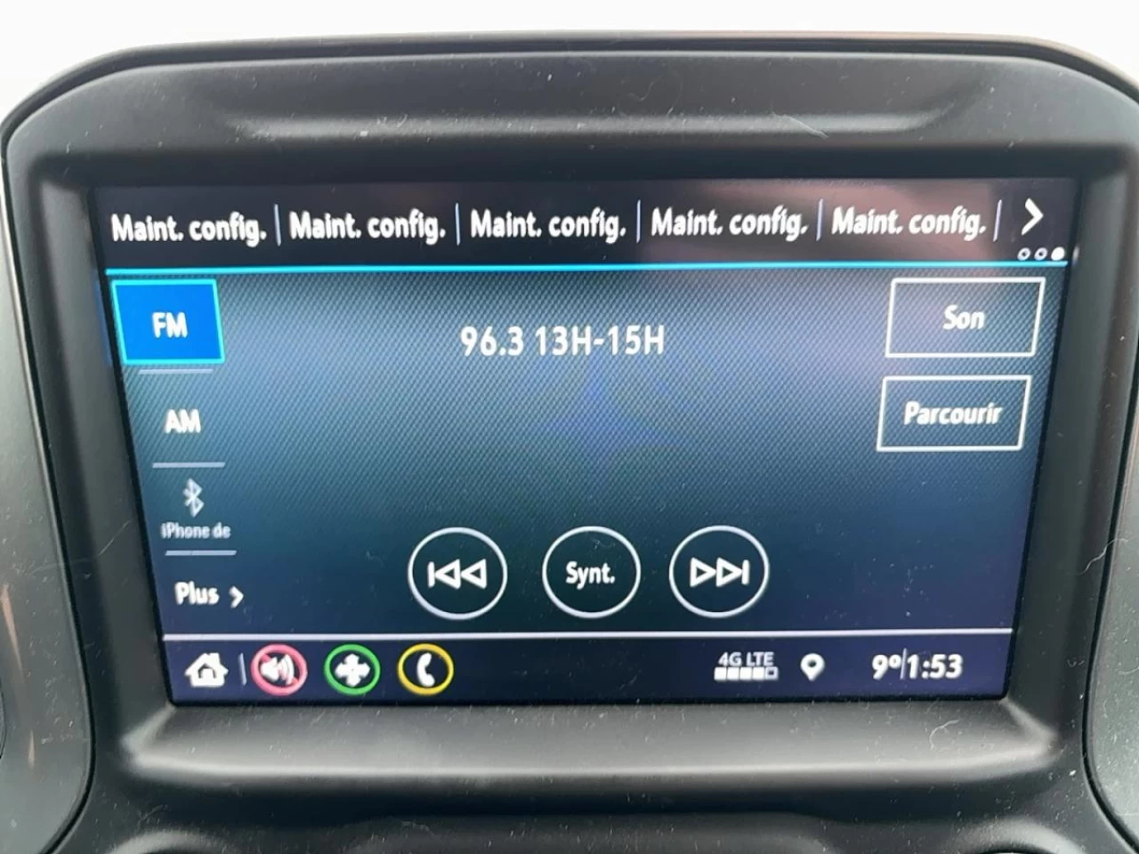 2022 Chevrolet 1500 Crew Cab Standard Box 4-Wheel Drive RST Image principale