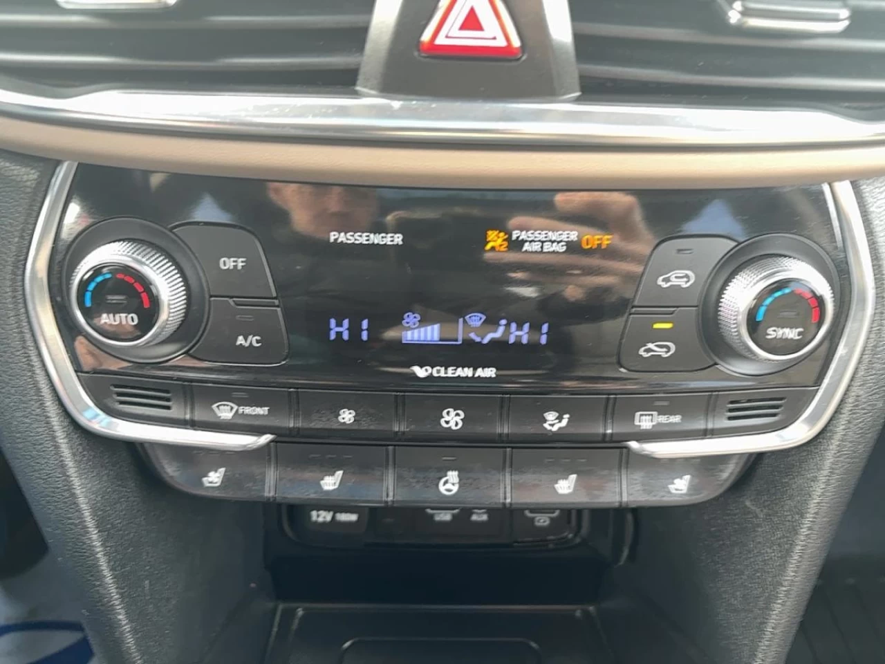 2020 Hyundai Santa Fe
                                                    2.0T Ultimate AWD Image principale