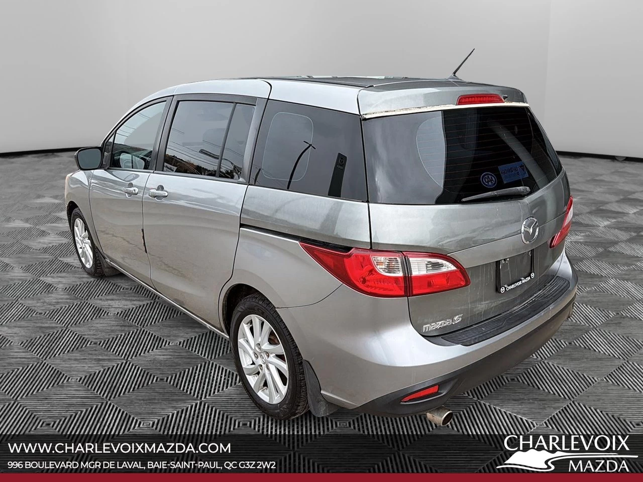 2012 Mazda Mazda5 GS Main Image