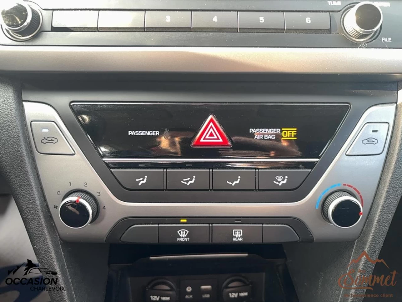 2017 Hyundai Elantra
                                                    4dr Sdn Man L Image principale