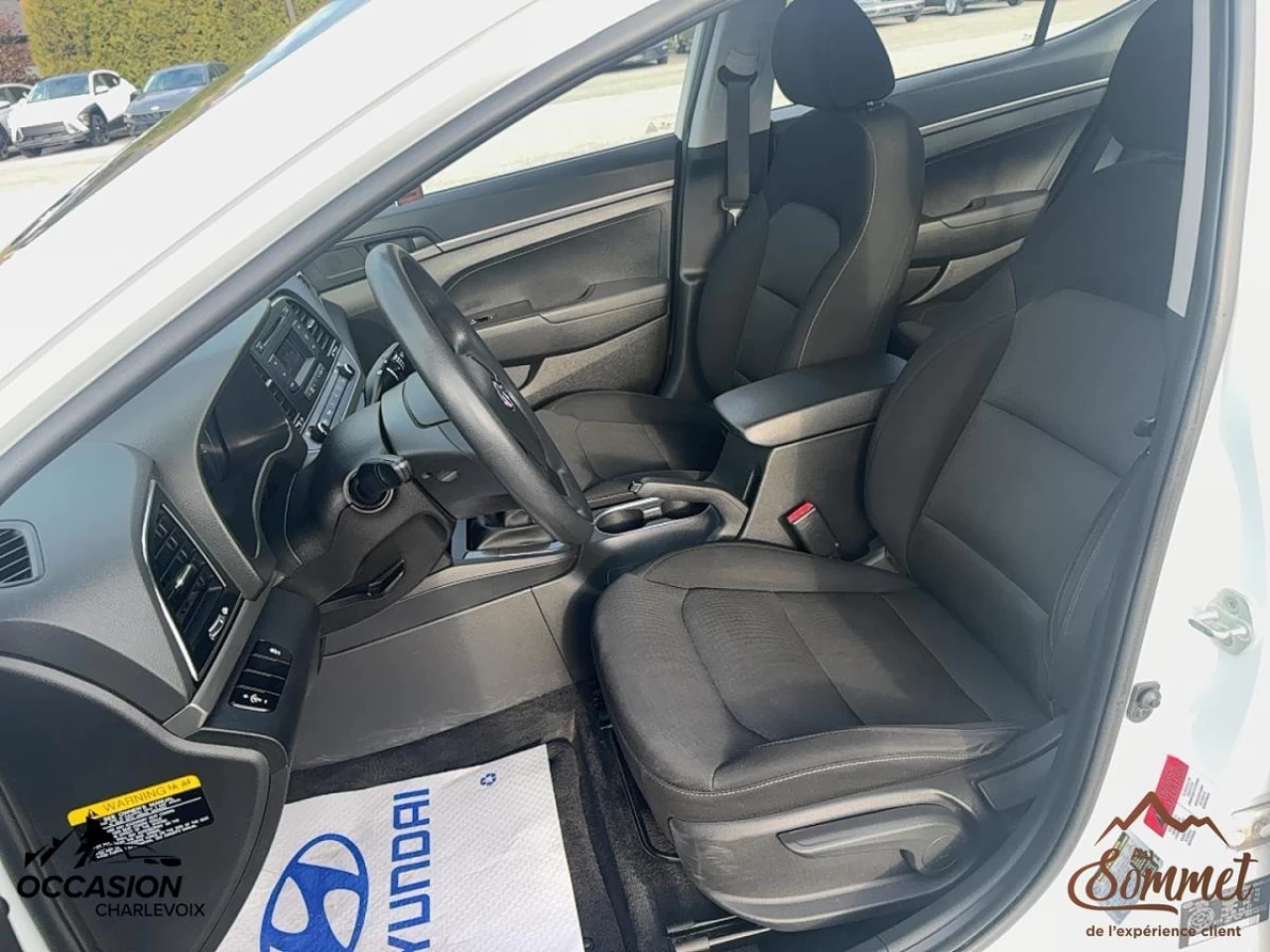 2017 Hyundai Elantra
                                                    4dr Sdn Man L Image principale