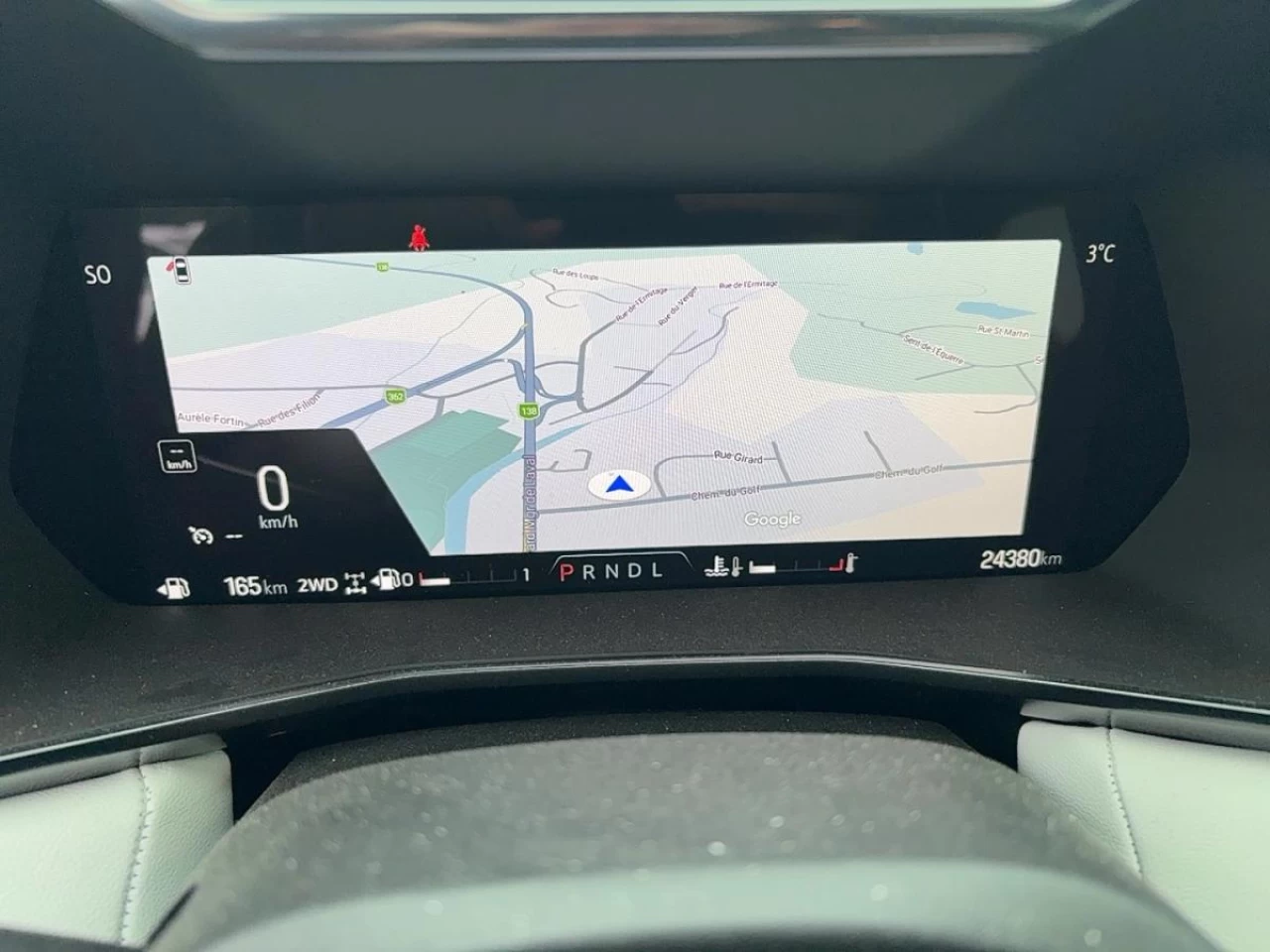 2025 GMC Canyon Crew Cab Short Box 4-Wheel Drive AT4 Main Image