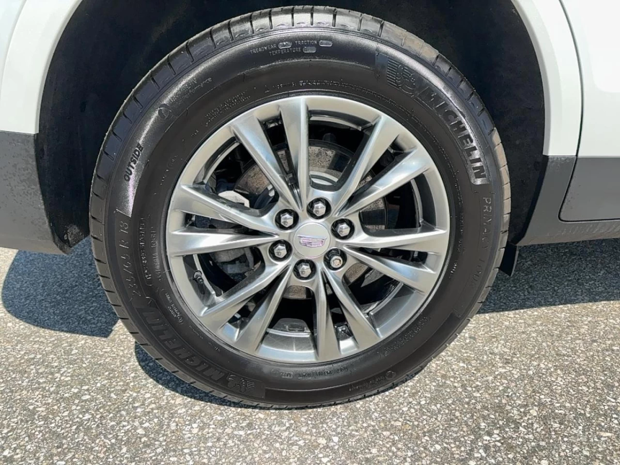 2023 Cadillac XT5 AWD 4dr Premium Luxury Image principale