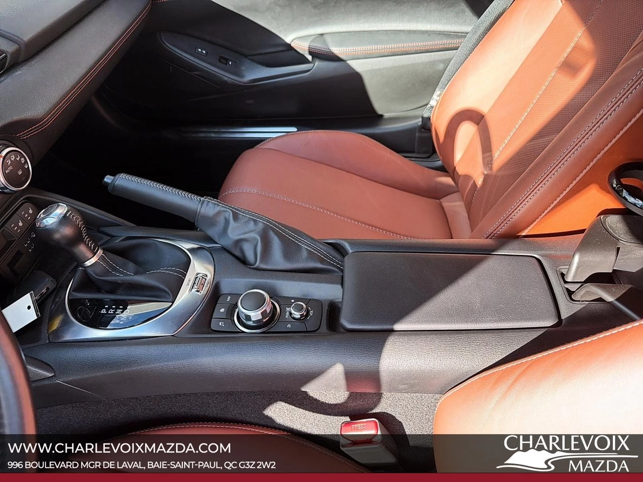 2023 Mazda MX-5 RF GT Image principale