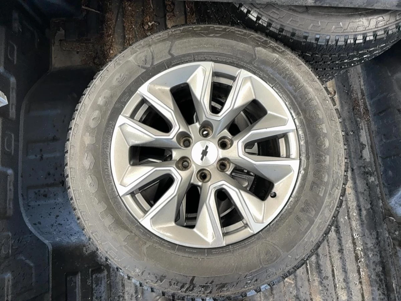 2022 Chevrolet 1500 Crew Cab Standard Box 4-Wheel Drive RST Image principale