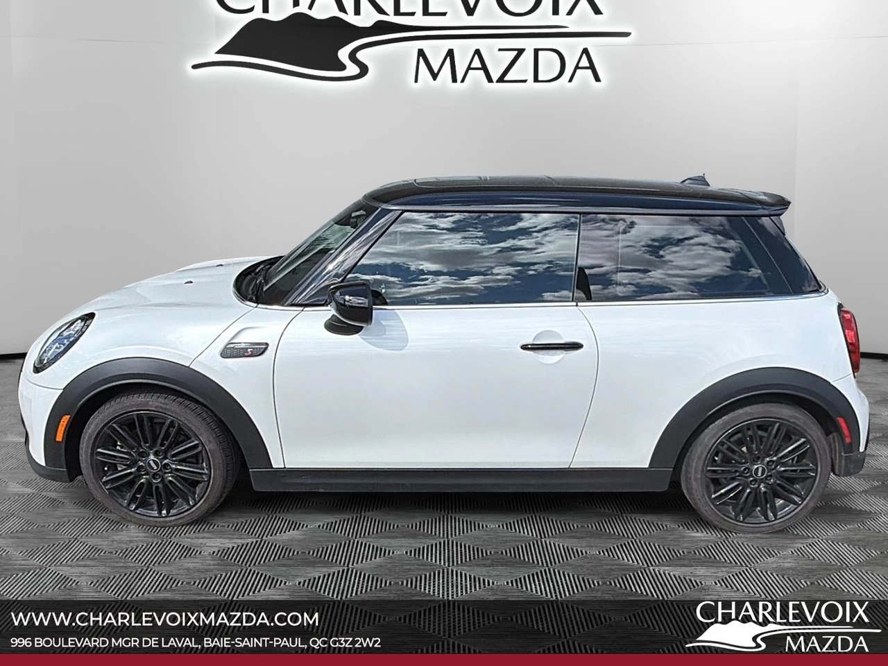 2023 MINI 3 Door Cooper S Image principale