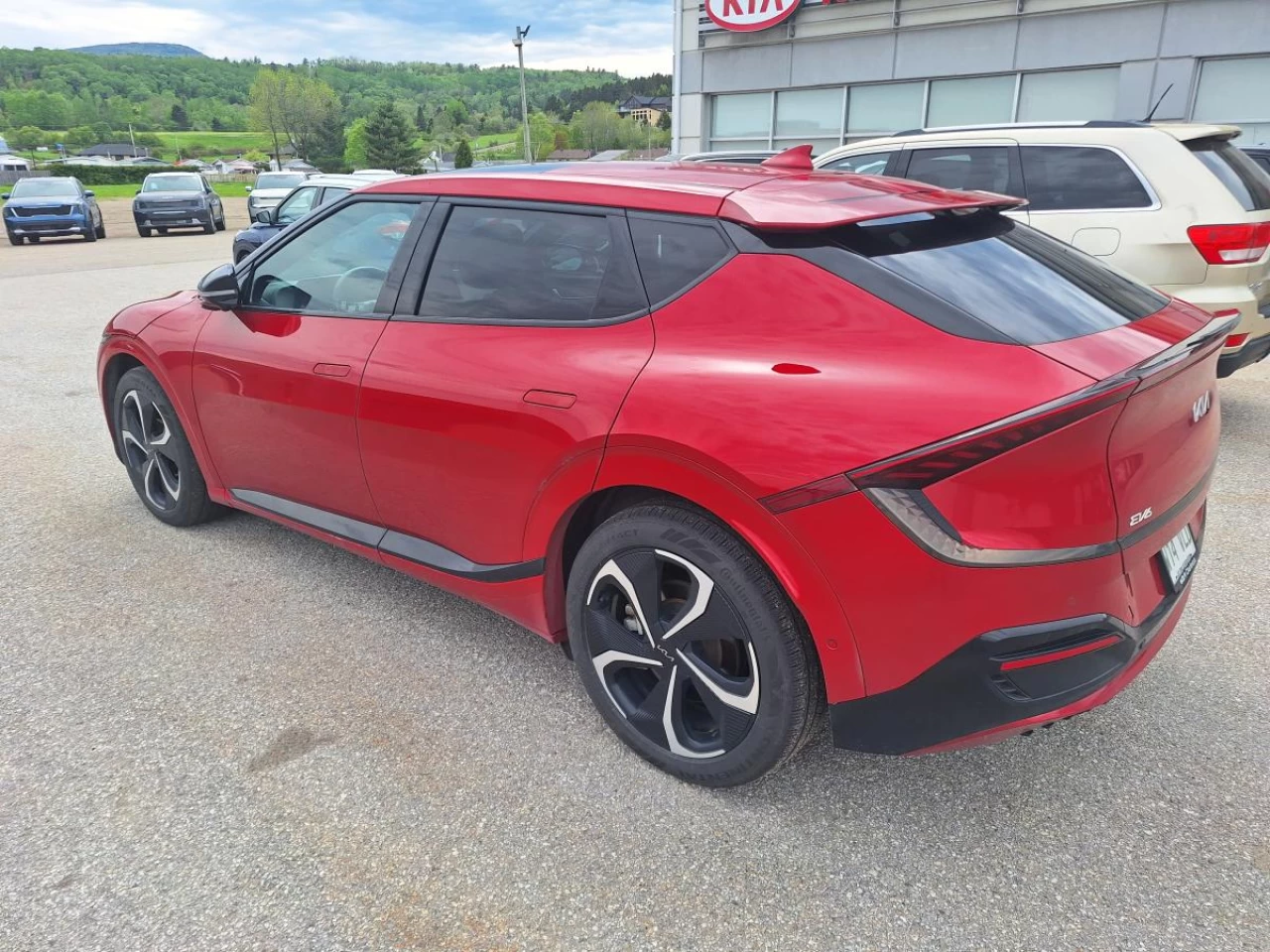 2024 Kia EV6 Land w/GT-Line Pkg 2 AWD Main Image