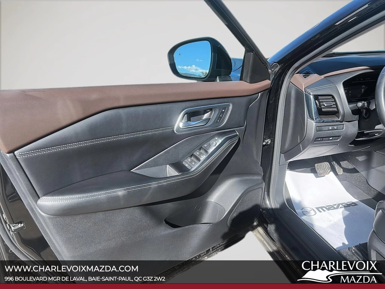 2022 Nissan Rogue Platinum Image principale