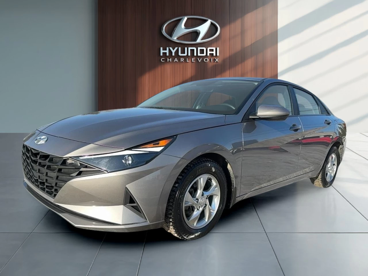 2023 Hyundai Elantra
                                                    Essential IVT Image principale