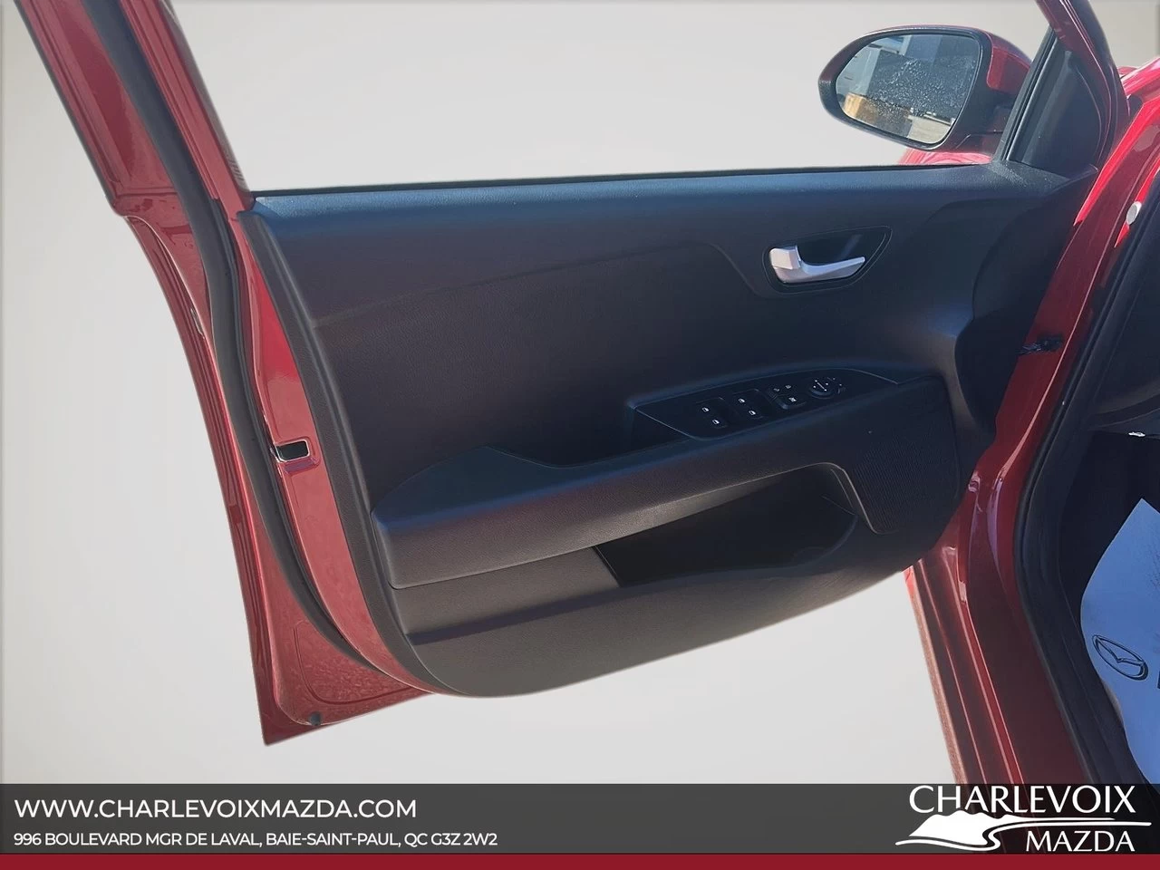 2018 Kia Rio 5-door LX Main Image