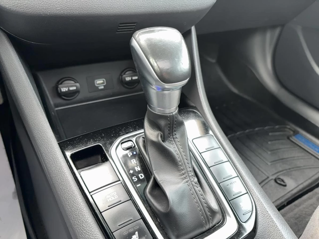 2021 Hyundai IONIQ Hybrid Preferred Hatchback Image principale