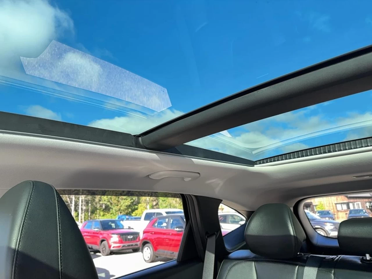 2023 Hyundai Tucson Luxury AWD Main Image