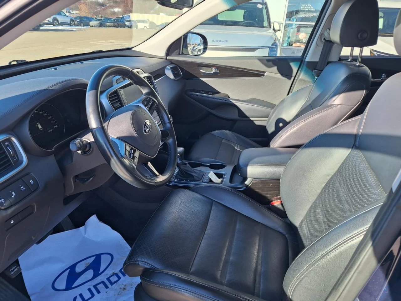 2019 Kia Sorento EX AWD Main Image