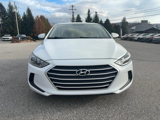 Hyundai Elantra 4dr Sdn Man L 2017