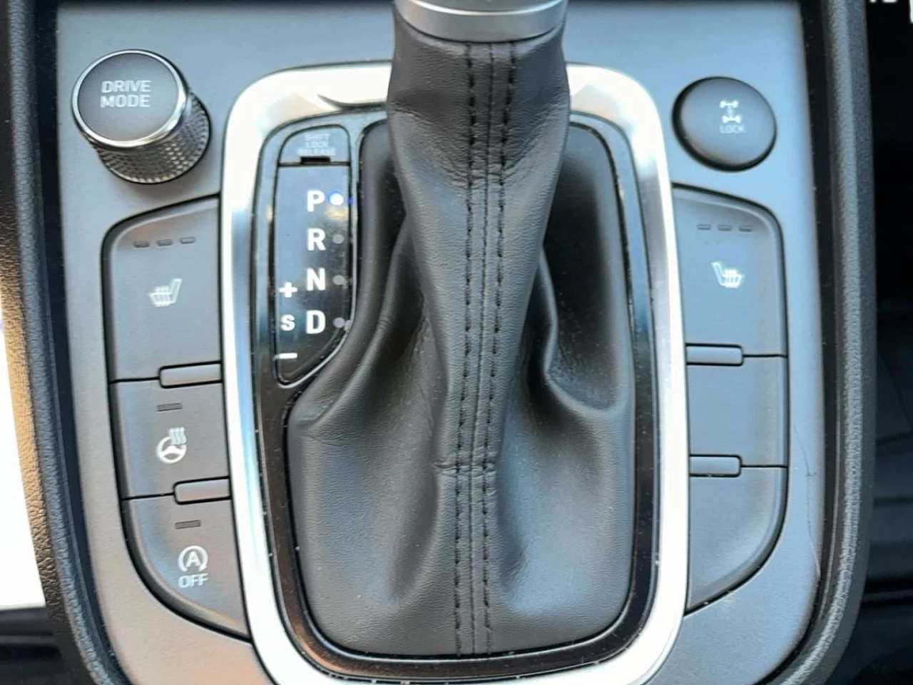 2022 Hyundai Kona
                                                    2.0L Preferred AWD Main Image