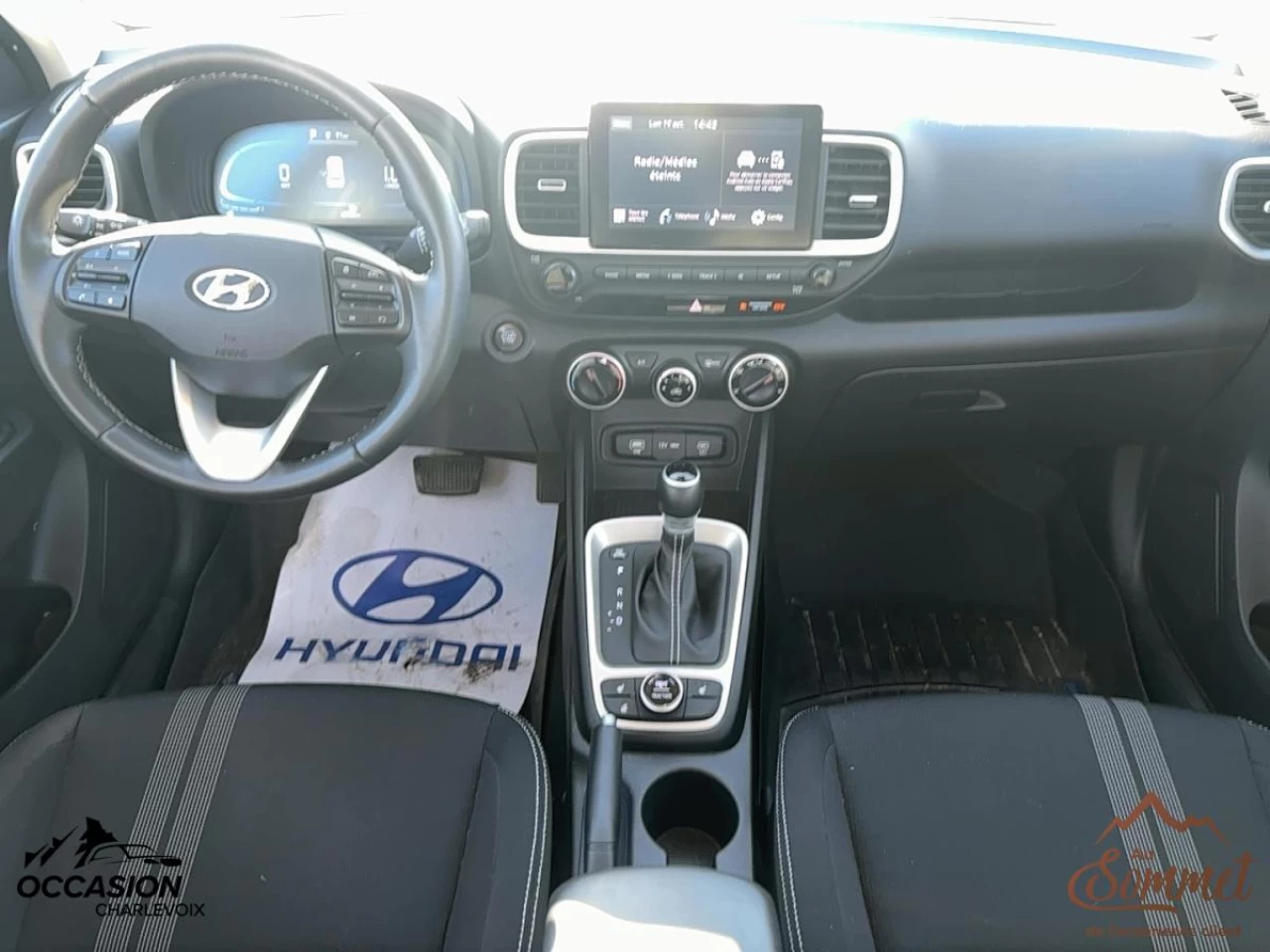2024 Hyundai Venue Preferred IVT w/Two-Tone Image principale