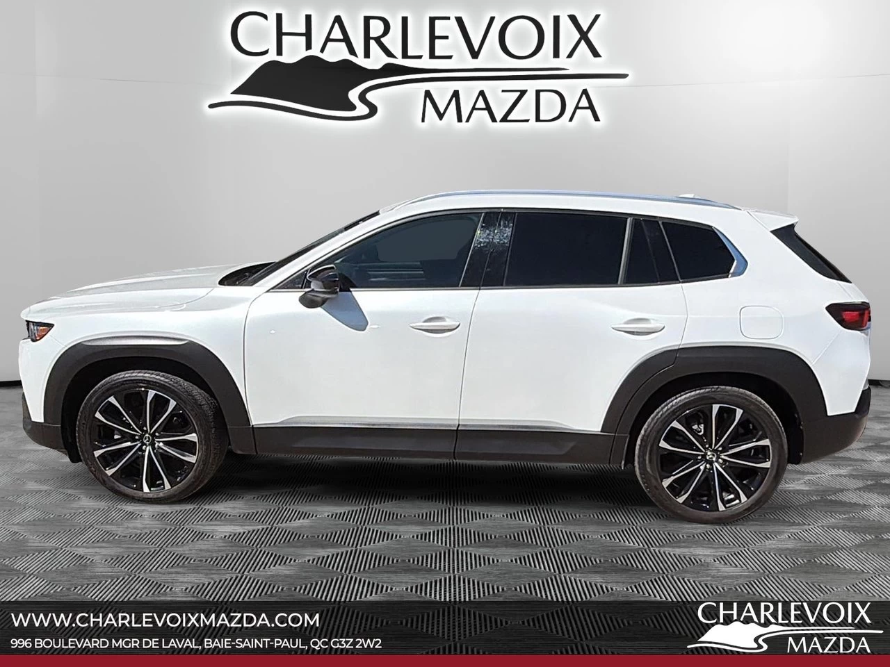 2023 Mazda CX-50 GT Main Image