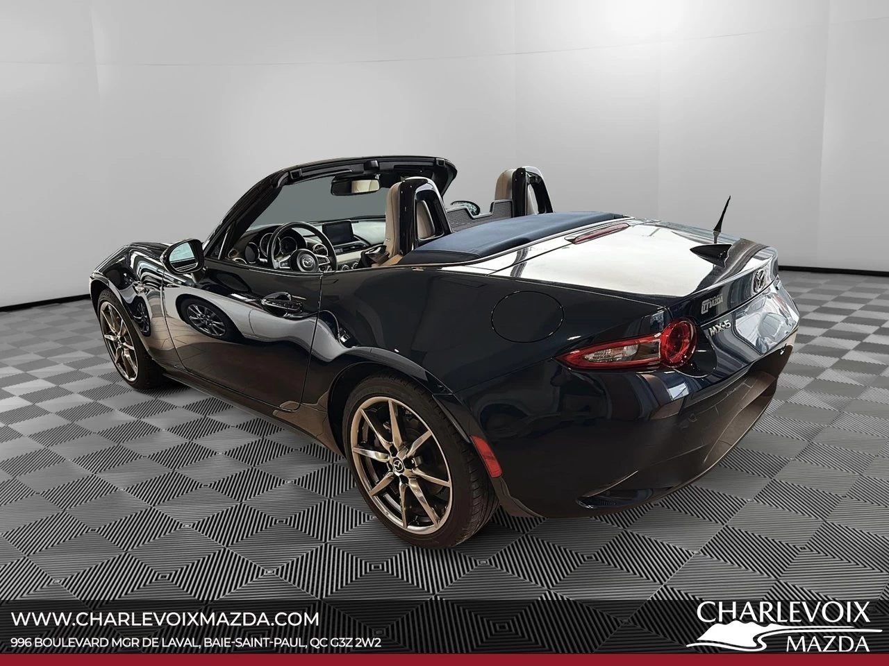 2022 Mazda MX-5 GT Main Image