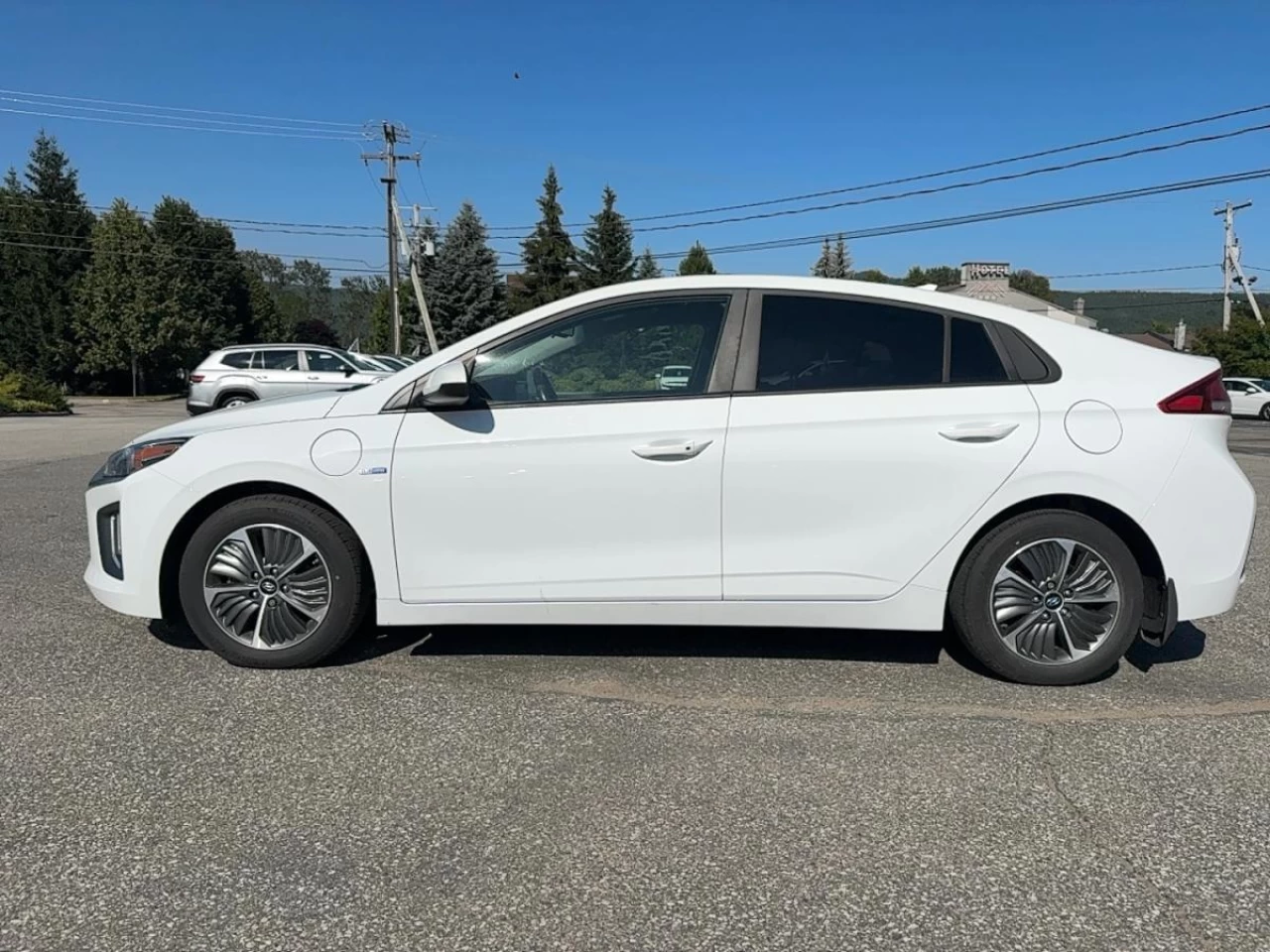 2020 Hyundai IONIQ Electric Plus Preferred Hatchback Main Image