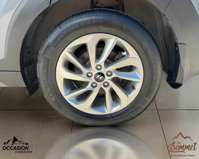 Hyundai Tucson AWD 4dr 2.0L Luxury 2016
