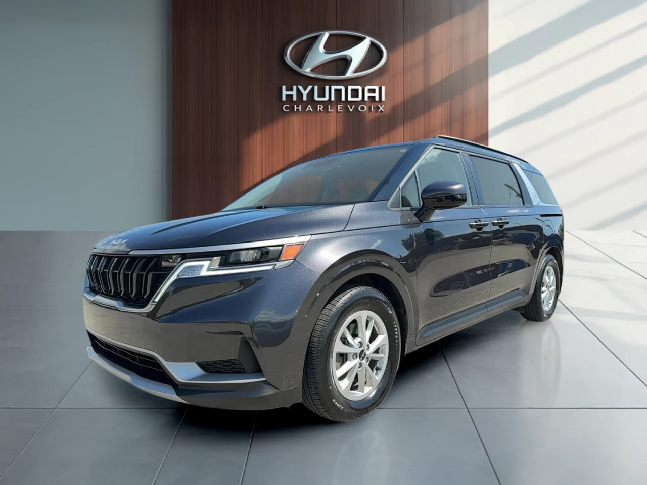 2024 Kia Carnival LX FWD Main Image