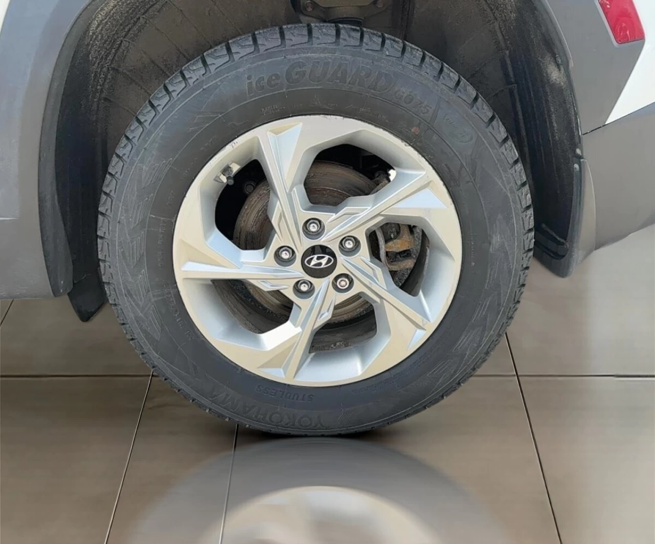 2022 Hyundai Tucson
                                                    Essential AWD Image principale