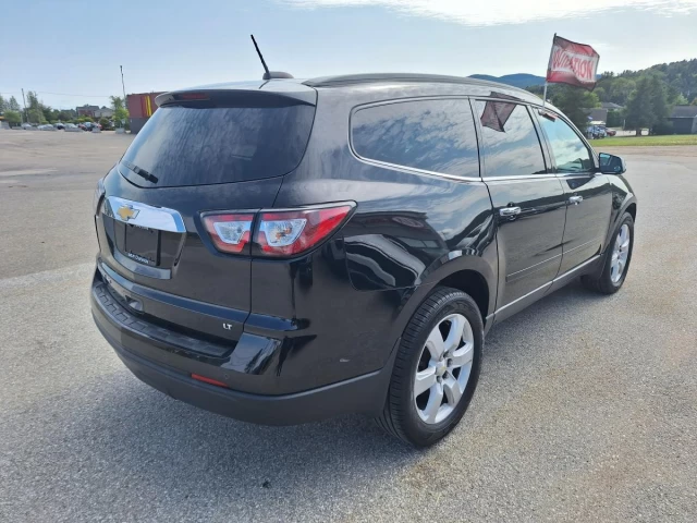 Chevrolet Traverse AWD 4dr LT w/1LT 2017