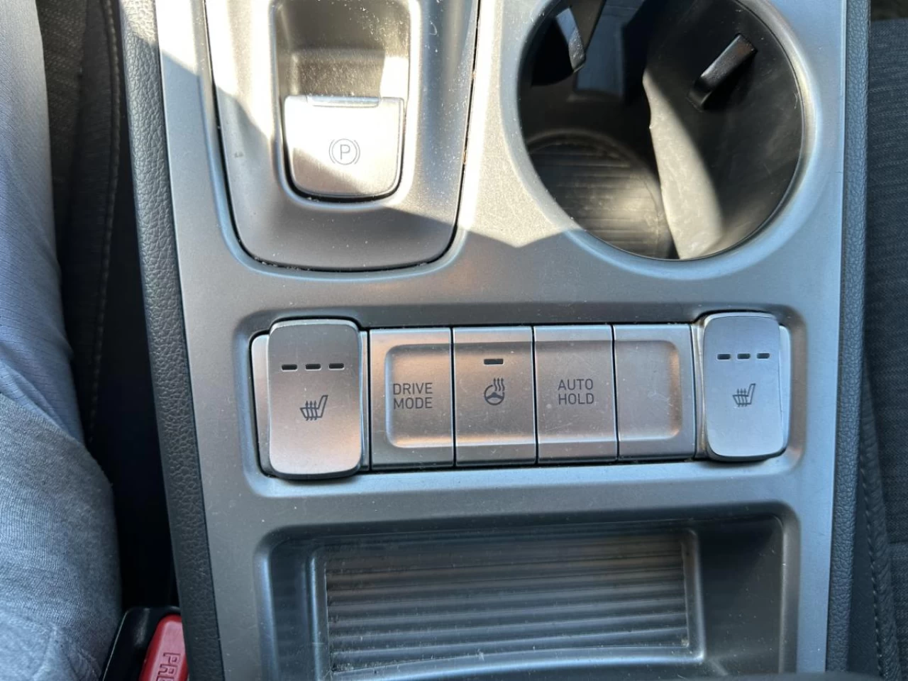 2022 Hyundai Kona electric Preferred FWD w/Two-Tone Roof Main Image