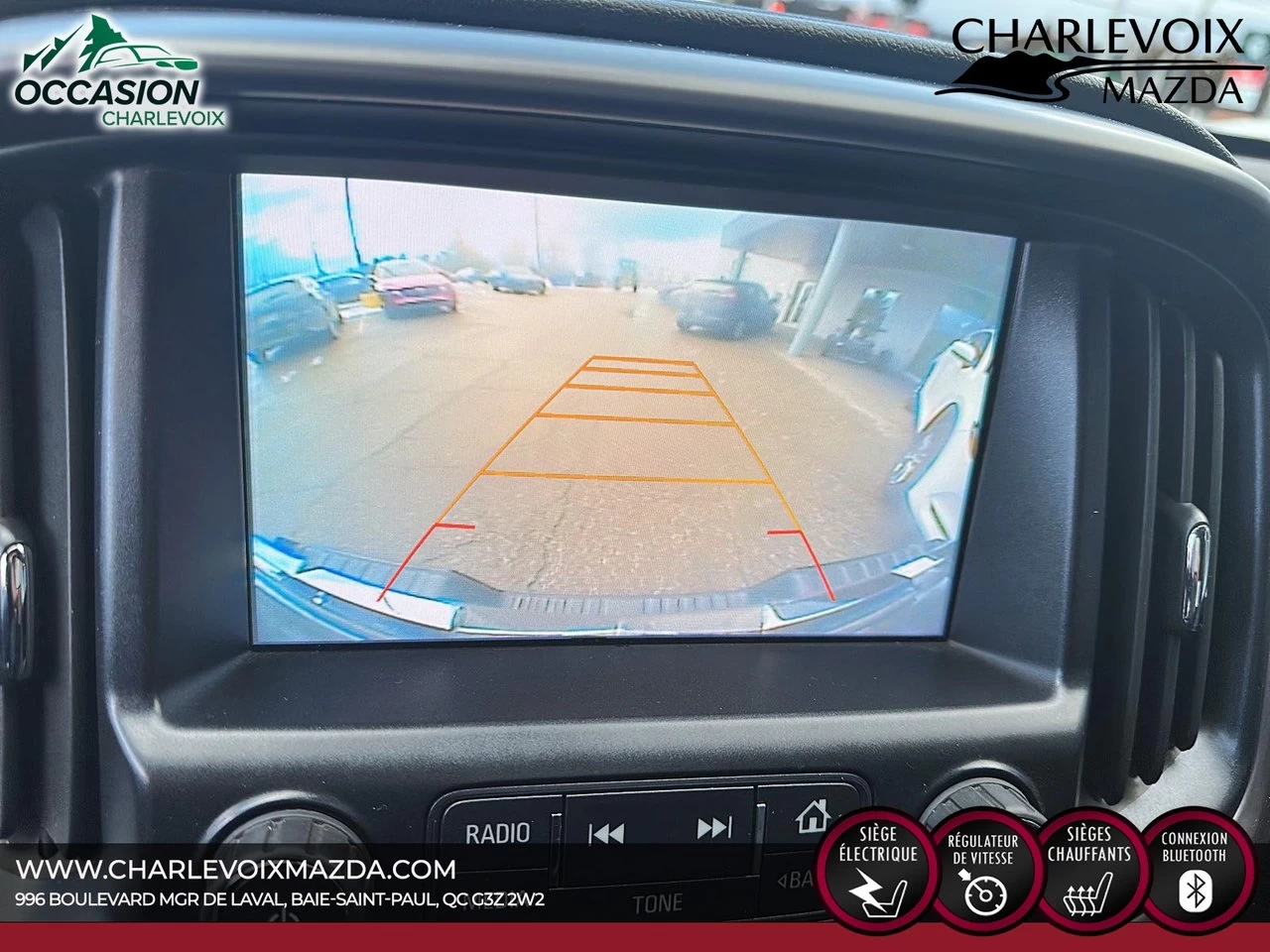 2017 GMC Canyon 4WD SLE Main Image