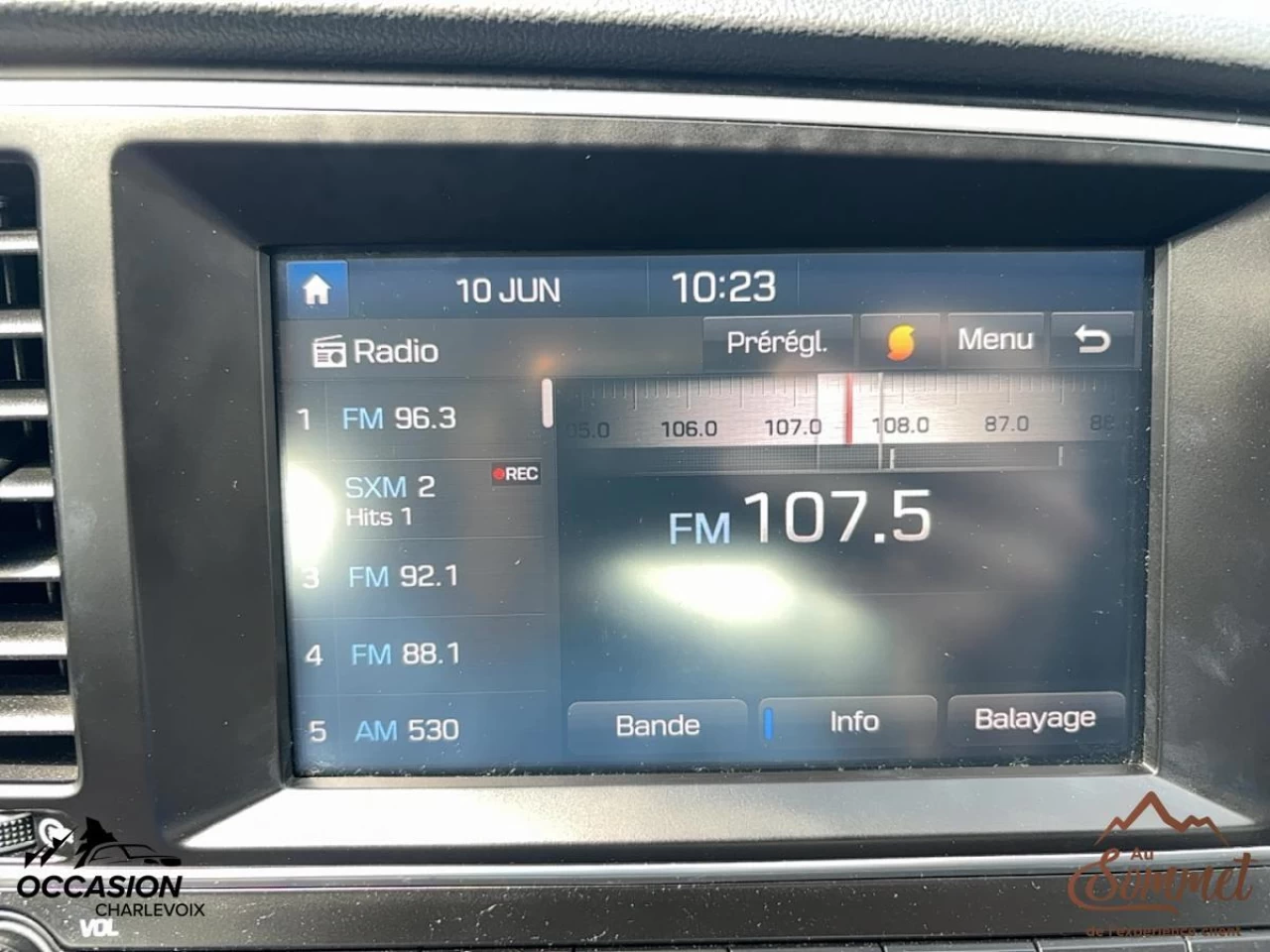 2017 Hyundai Elantra
                                                    4dr Sdn Auto GL Main Image