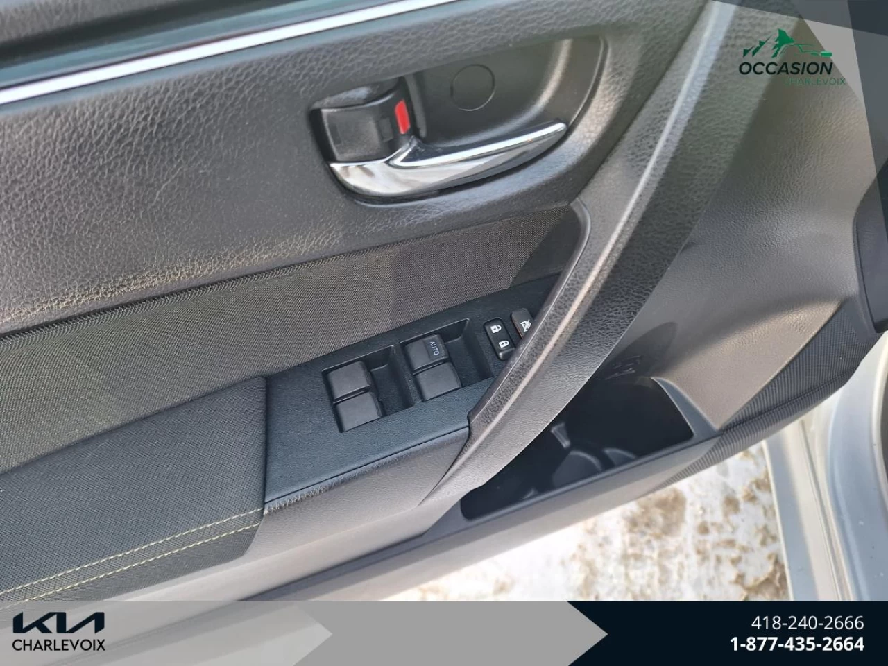 2018 Toyota Corolla LE Image principale