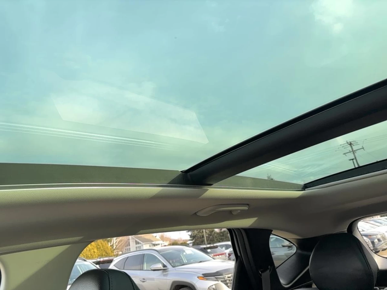 2022 Hyundai Tucson
                                                    Preferred AWD w/Trend Package Image principale