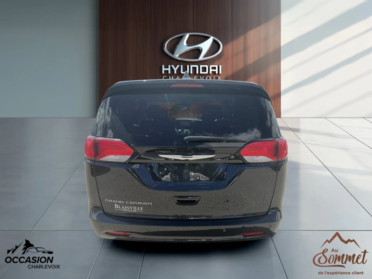 2022 Chrysler Grand Caravan SXT 2WD Image principale