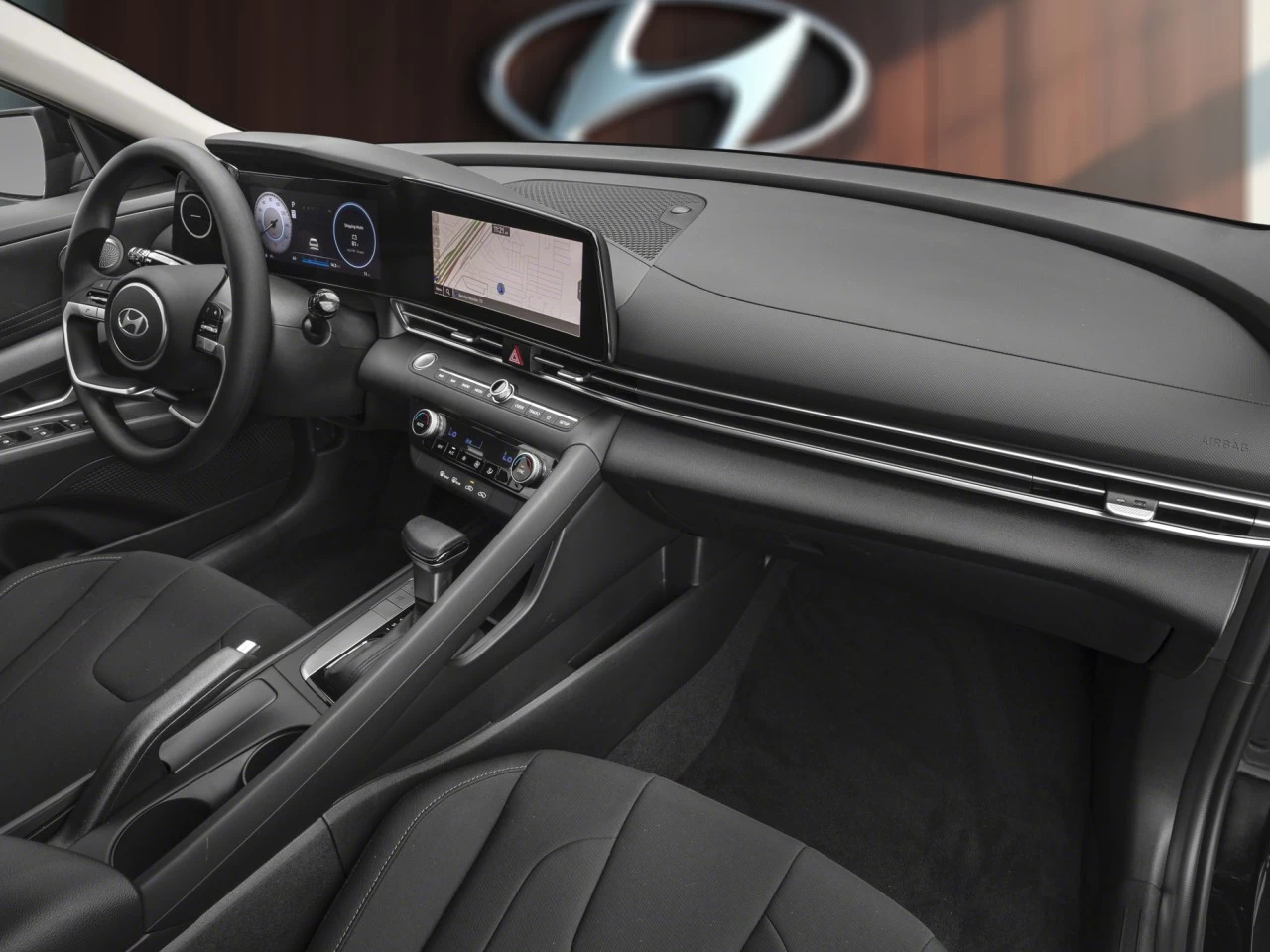 2025 Hyundai Elantra Preferred Image principale