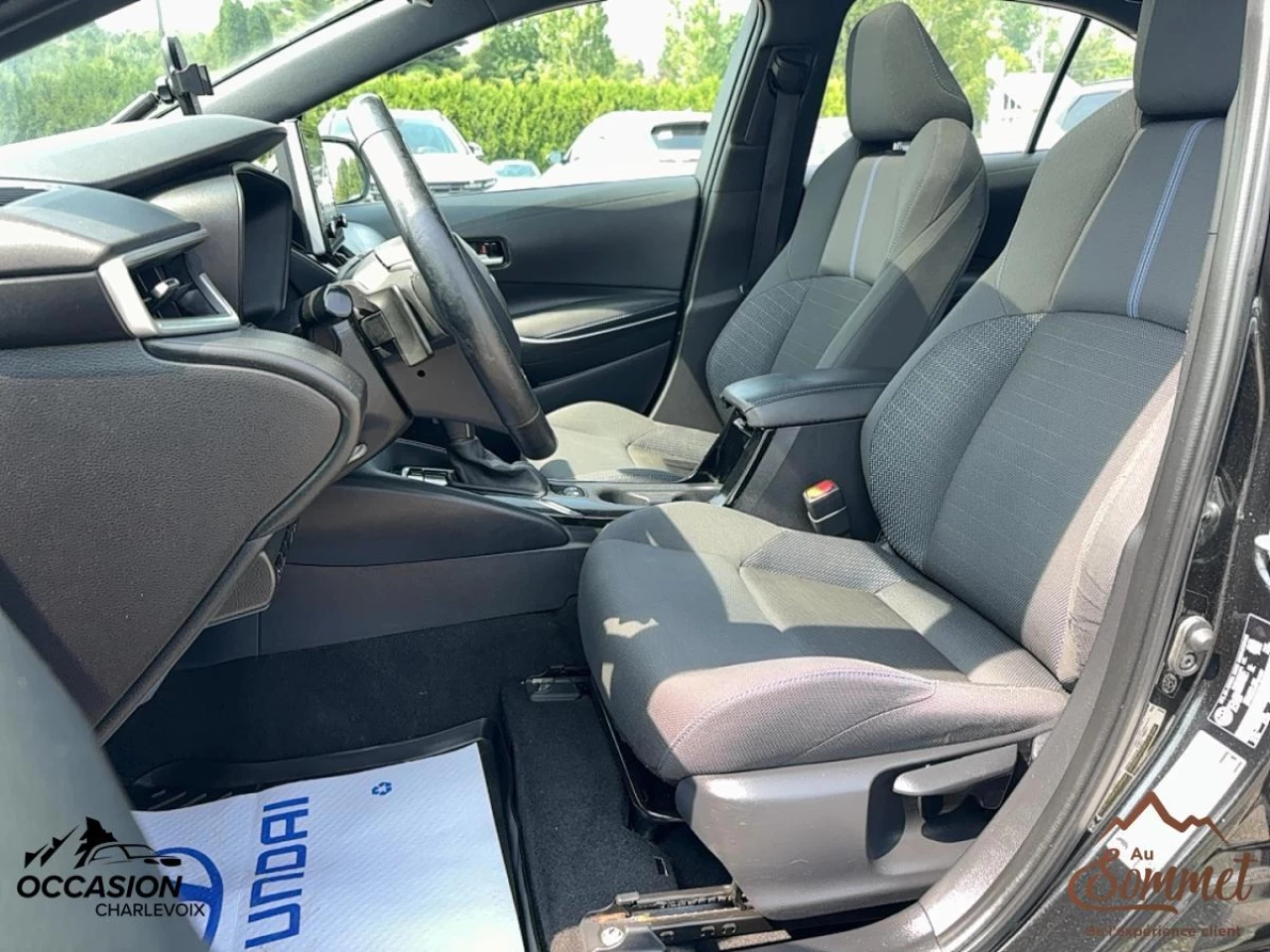 2021 Toyota Corolla
                                                    SE GROUPE AMÉLIORÉ CVT + TOIT OUVRANT Image principale