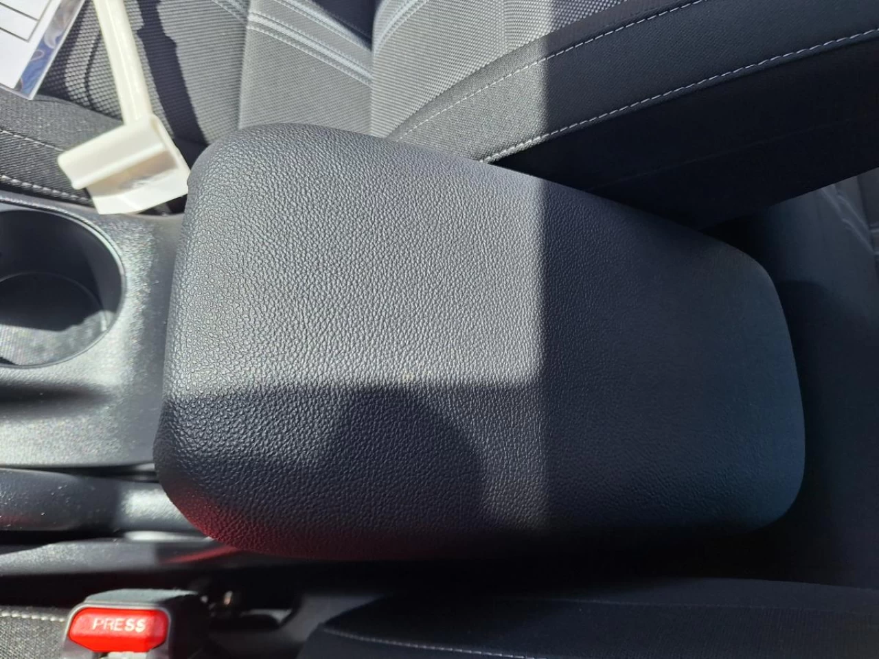 2024 Kia Forte EX HEATED STEERING*CARPLAY*MAGS* Image principale
