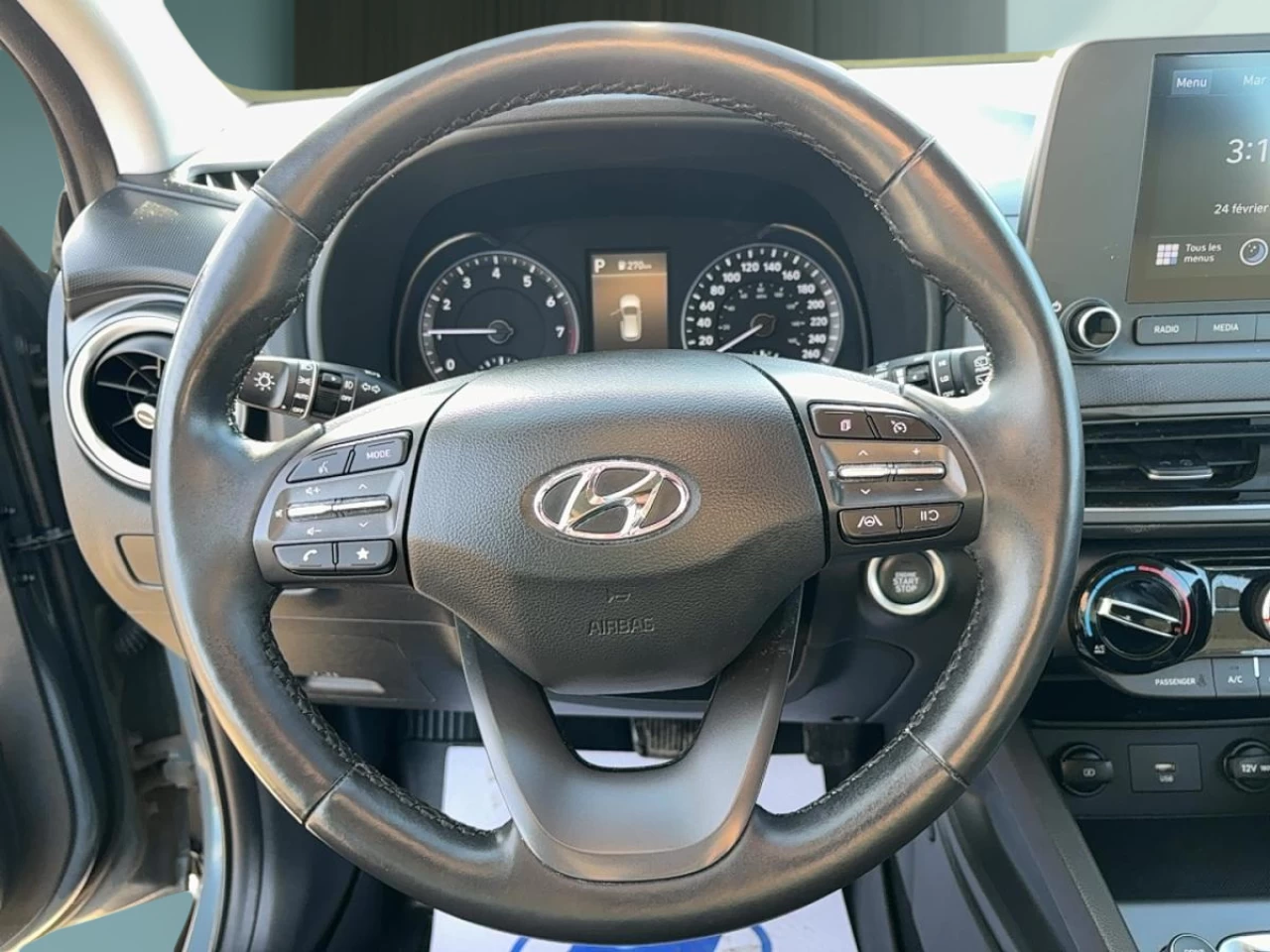 2022 Hyundai Kona
                                                    2.0L Preferred AWD Main Image